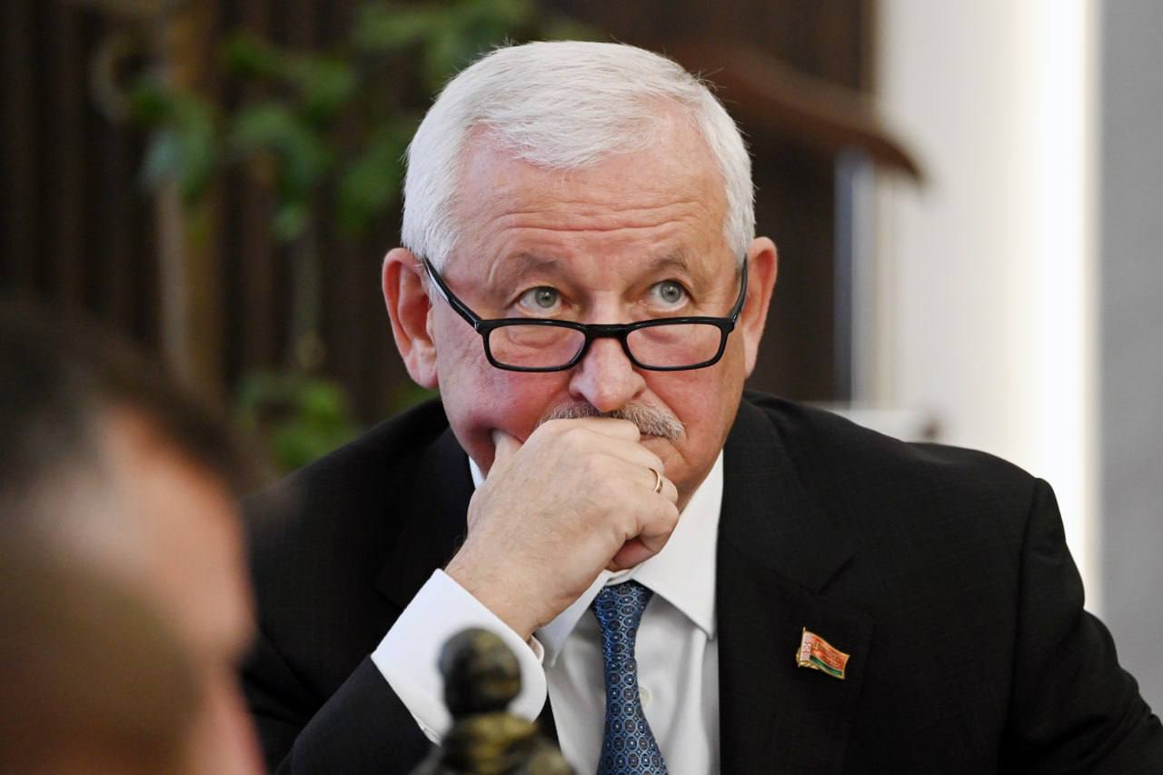 Кадровый день у главы области Петра Пархомчика